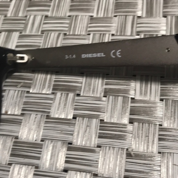 Diesel Frame - Picture 5 of 8